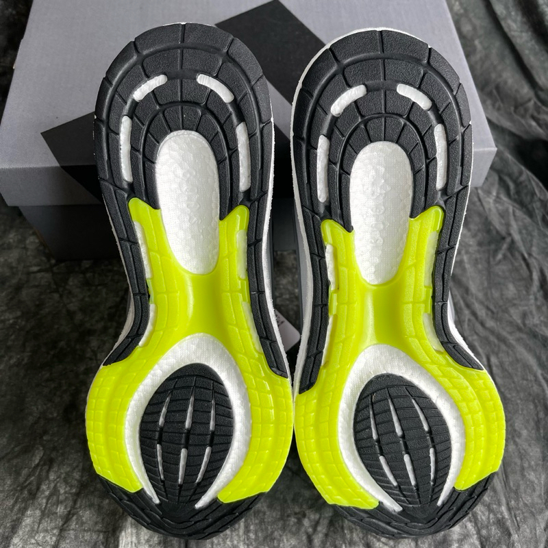 Giày Thể Thao Adidas Pureboost Siêu Êm Phù Hợp Chạy Bộ Tập Gym