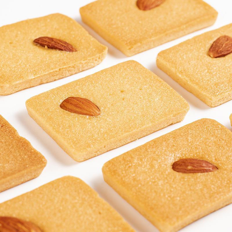 Bánh nướng mix hạt dẻ, hạt điều, hạnh nhân Pei Qi Tu | Ăn vặt ngon rẻ TaNo