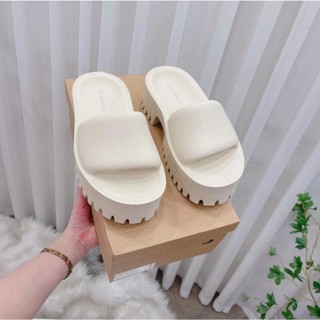 Dép Quai Ngang Đế Răng Cưa