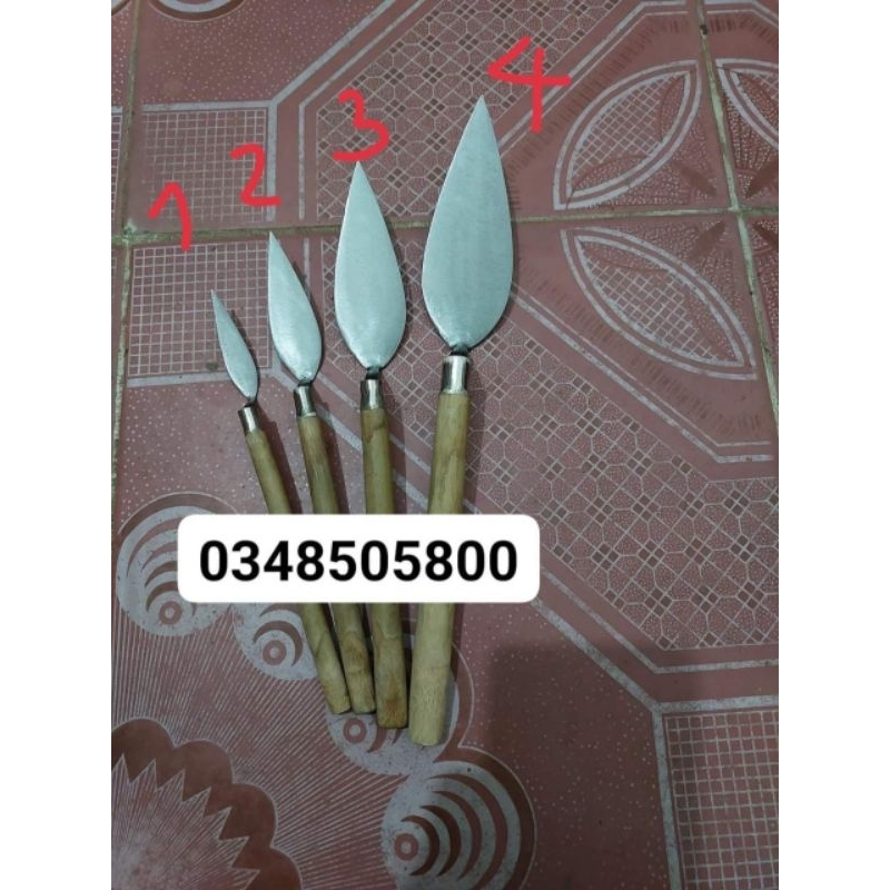 Bay đắp phù điêu