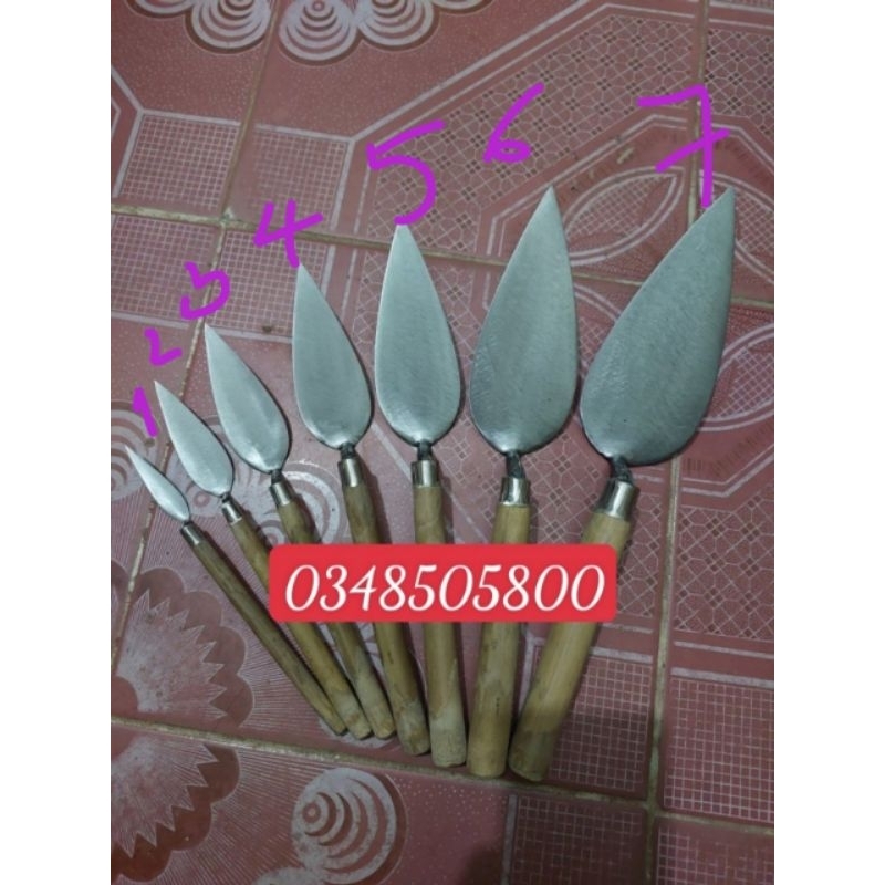 Bay đắp phù điêu