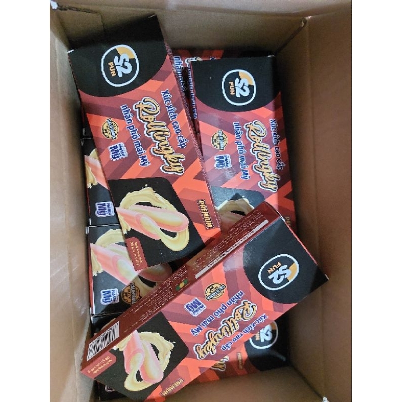 Xúc Xích Cao Cấp Rollingky Nhân Phô Mai Mỹ hộp 3 cây / 12 cây x 120g