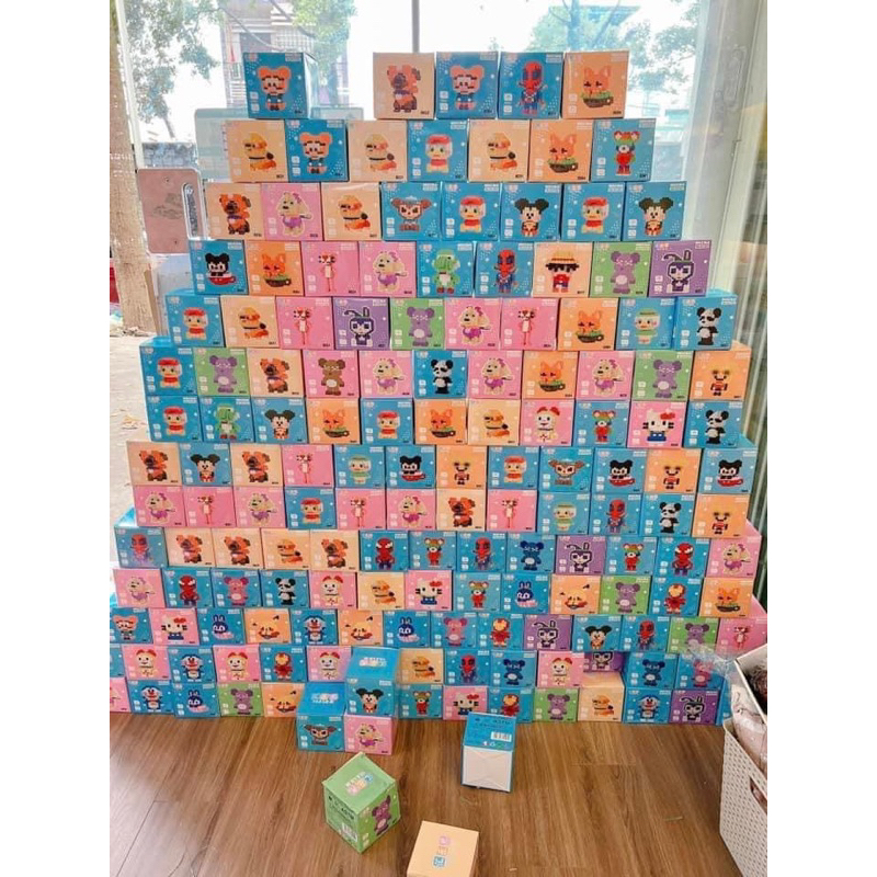 20 kiện hàng ngẫu nhiên + tặng 1 mô hinh, lego random