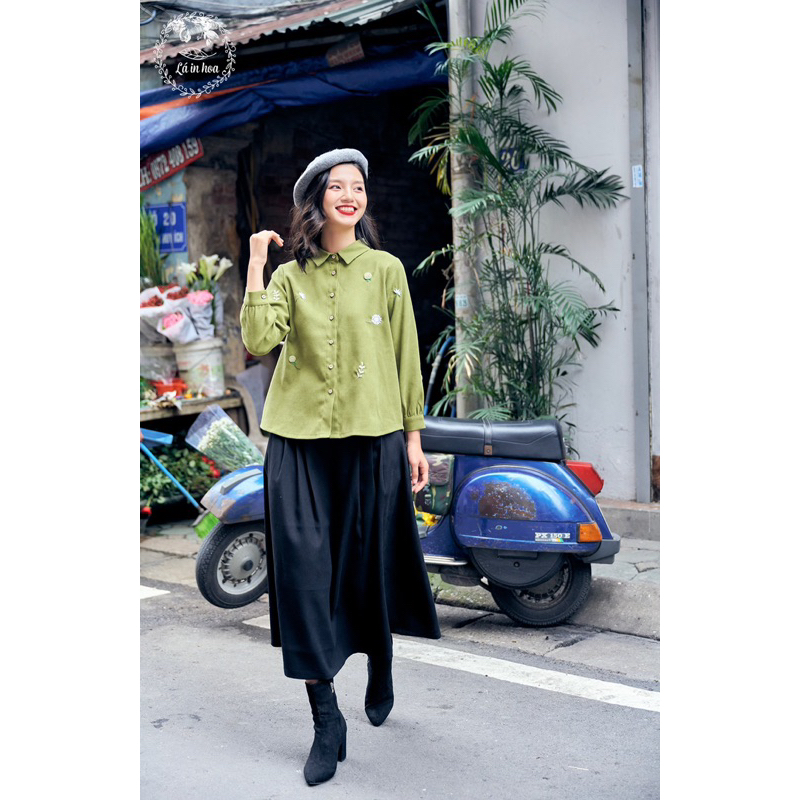 Set Áo Nhung Thêu Tay Xanh Cốm Mix Chân Váy Nhung Đen Thiết Kế Lá In Hoa  38-74kg