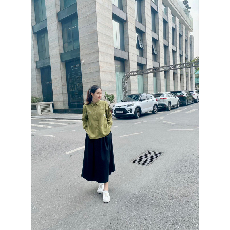 Set Áo Nhung Thêu Tay Xanh Cốm Mix Chân Váy Nhung Đen Thiết Kế Lá In Hoa  38-74kg