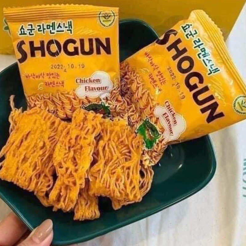 Combo 30 Gói BIM SNACK OISHI MÌ TÔM PHÔ HÀN VỊ GÀ SHOGUN 18G