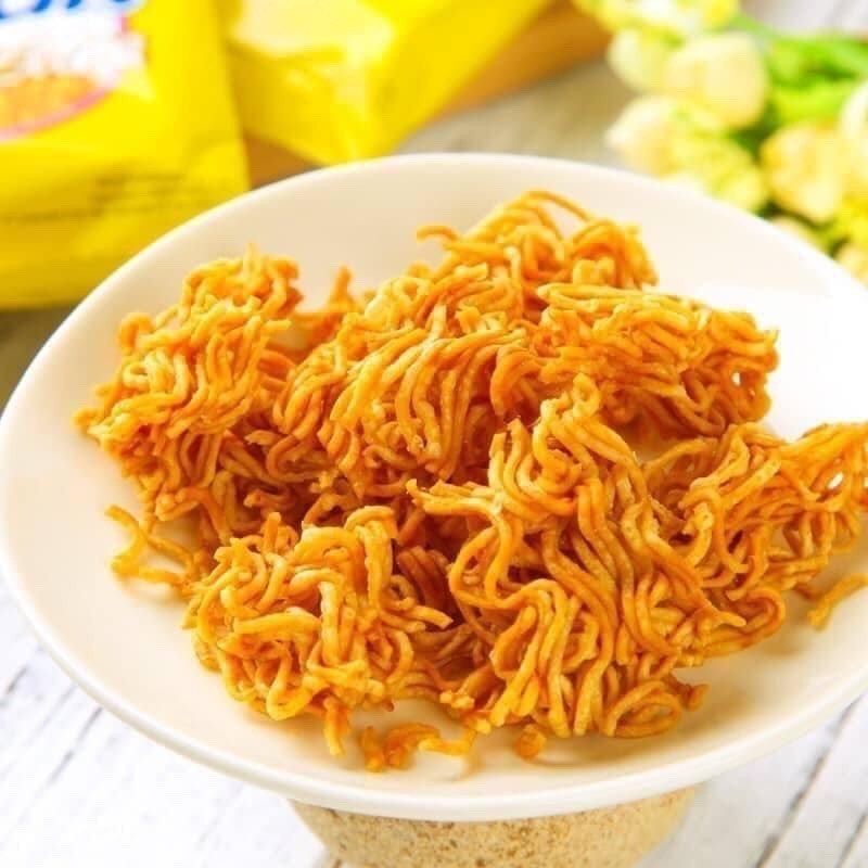 Combo 30 Gói BIM SNACK OISHI MÌ TÔM PHÔ HÀN VỊ GÀ SHOGUN 18G