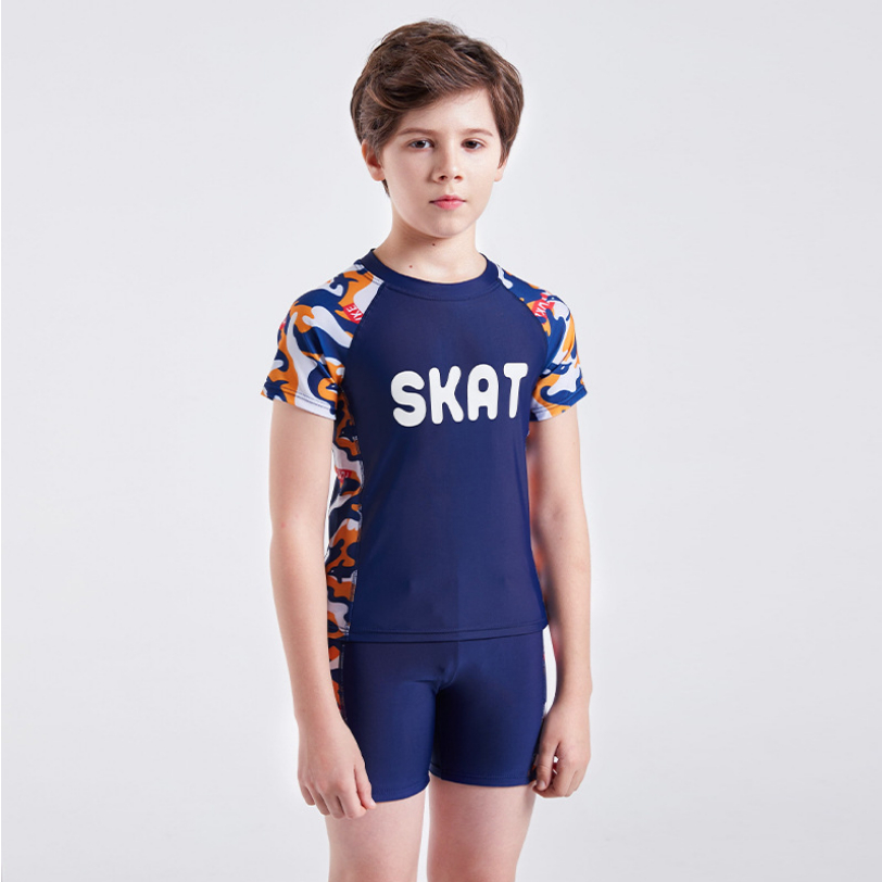 Đồ bơi bé trai YUKE tay ngắn chất vải dày dặn co dãn 4 chiều, bóng mịn đẹp, thân thiện với làn da của bé