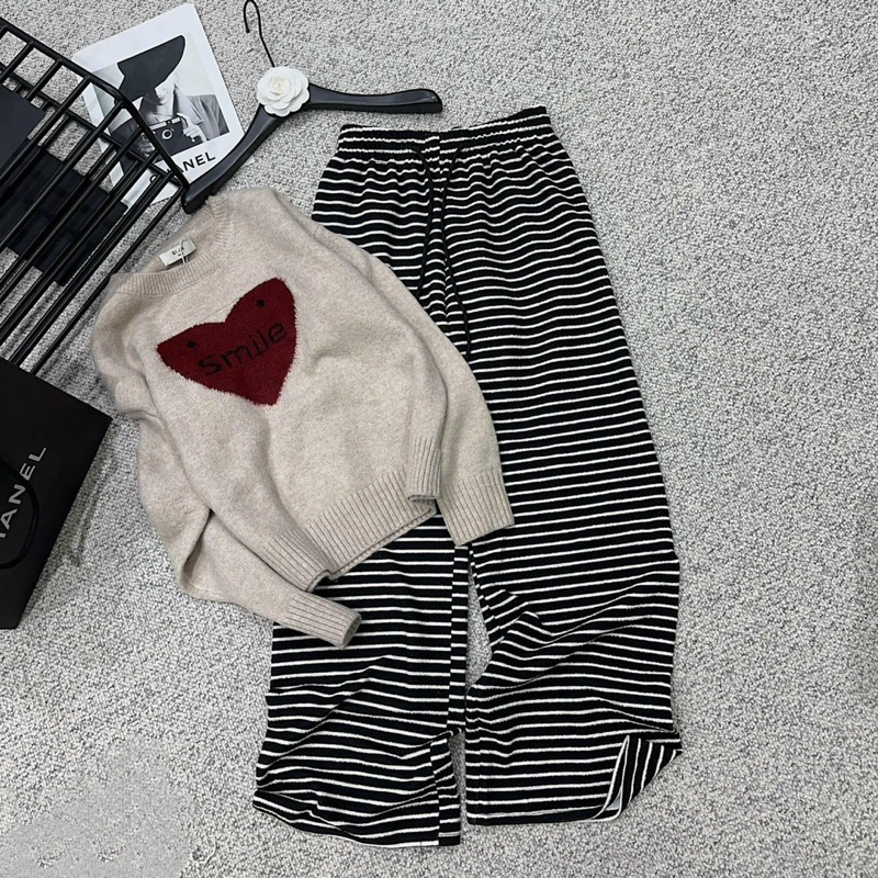 Áo len tim Smile qc dáng rộng