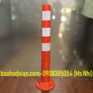 Cọc tiêu giao thông GT75B màu cam kèm phản quang - Hình thật