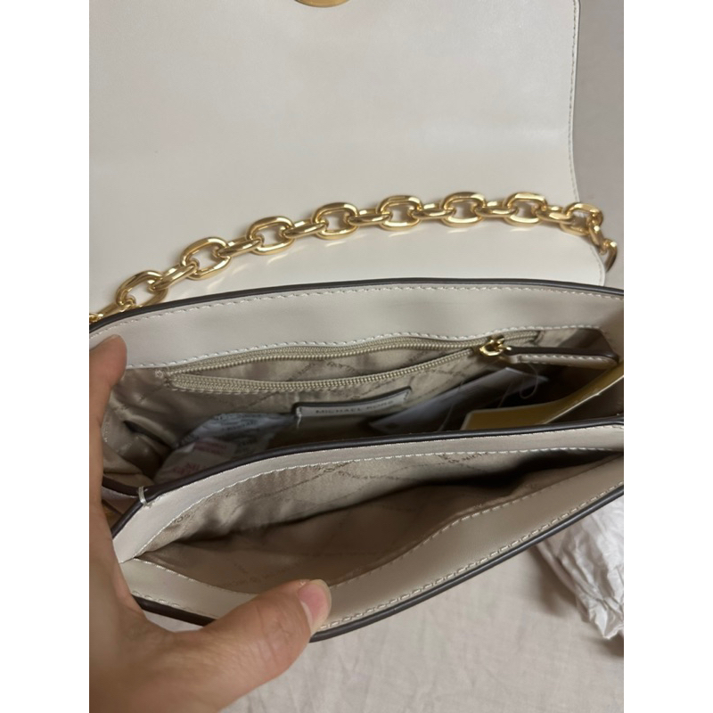 Túi xách & đeo Michael  Korsxach tay Đức .