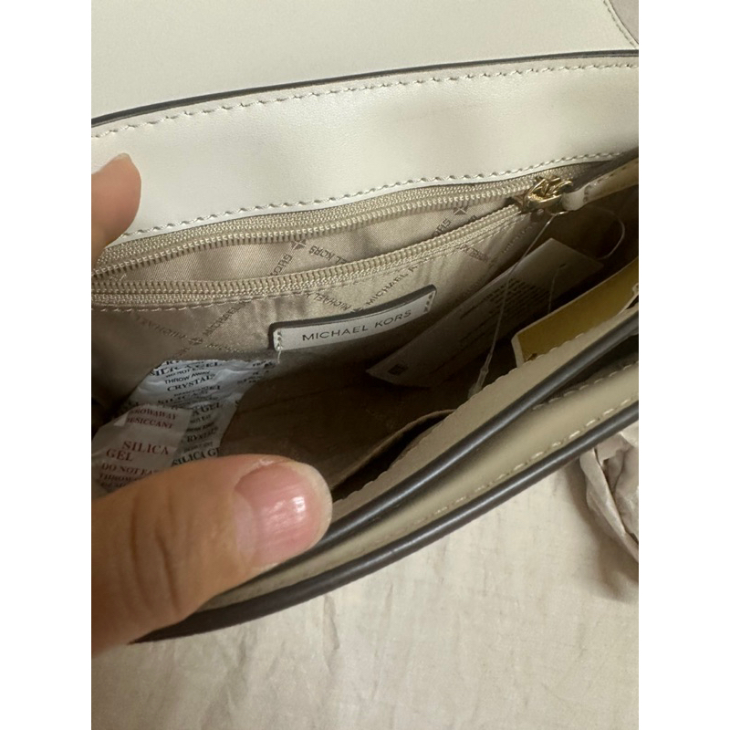 Túi xách & đeo Michael  Korsxach tay Đức .