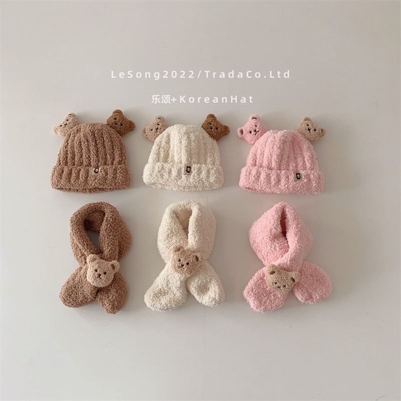 SET MŨ TẶNG KÈM KHĂN GẤU SIÊU ẤM