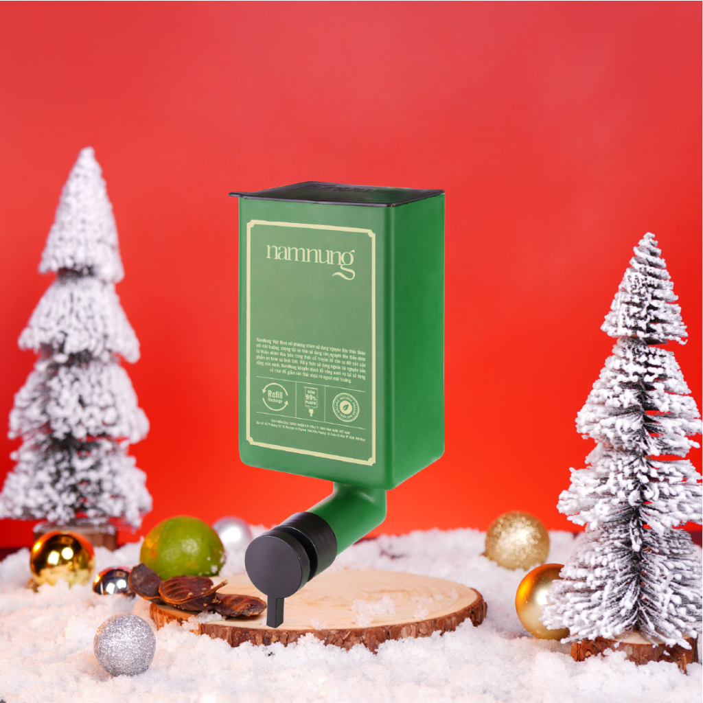 Chai refill NAM NUNG không lõi bảo vệ môi trường dung tích 500ml màu ngẫu nhiên