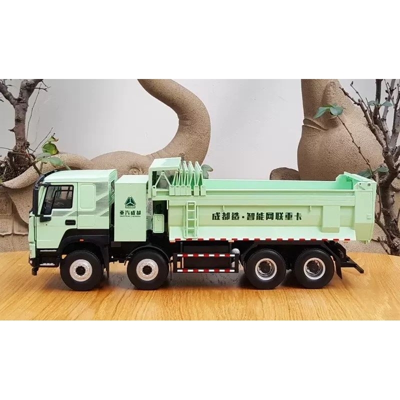 Mô hình xe ben hạng nặng HOWO V7-X hợp kim 1:24