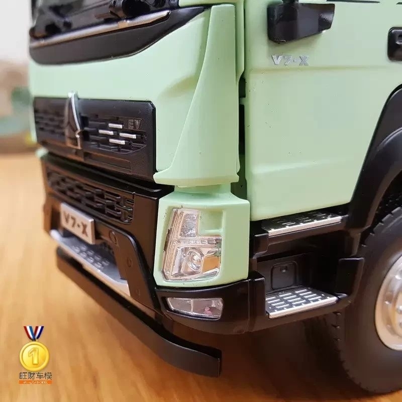 Mô hình xe ben hạng nặng HOWO V7-X hợp kim 1:24