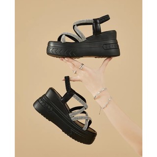 Sandal đế xuồng dây chéo phối đá