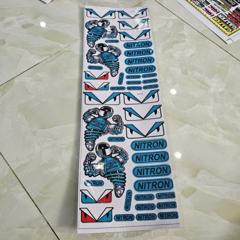 Combo 2 tấm logo dán nón bảo hiểm