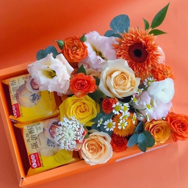 Hộp Mica đựng Hoa và Bánh với đủ loại đế Thấp, Cao, To.