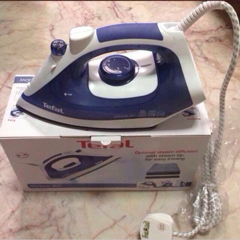 Bàn ủi hơi nước Tefal FV1320E0/ FV1320 - Sản xuất Indonesia