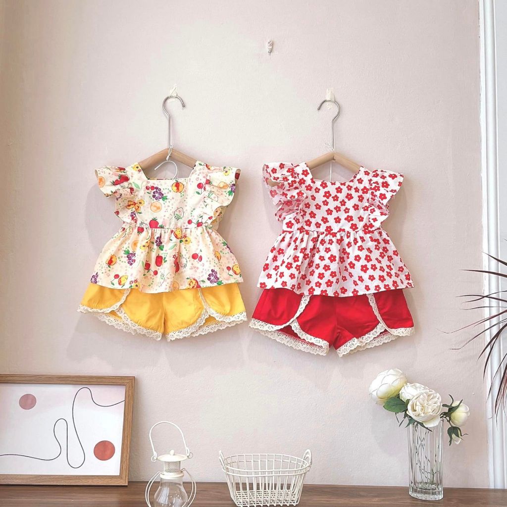 Bộ Quần Áo Bé Gái Tay Bèo 2 Màu Xinh Xắn O.P kids