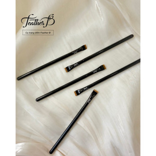 Cọ Tém Mày Feather B - 24