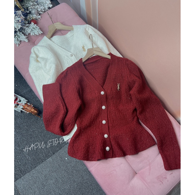 Áo Len Nhũ Đính Khuy Ngọc Dáng Pelum Cài Tag Ngực