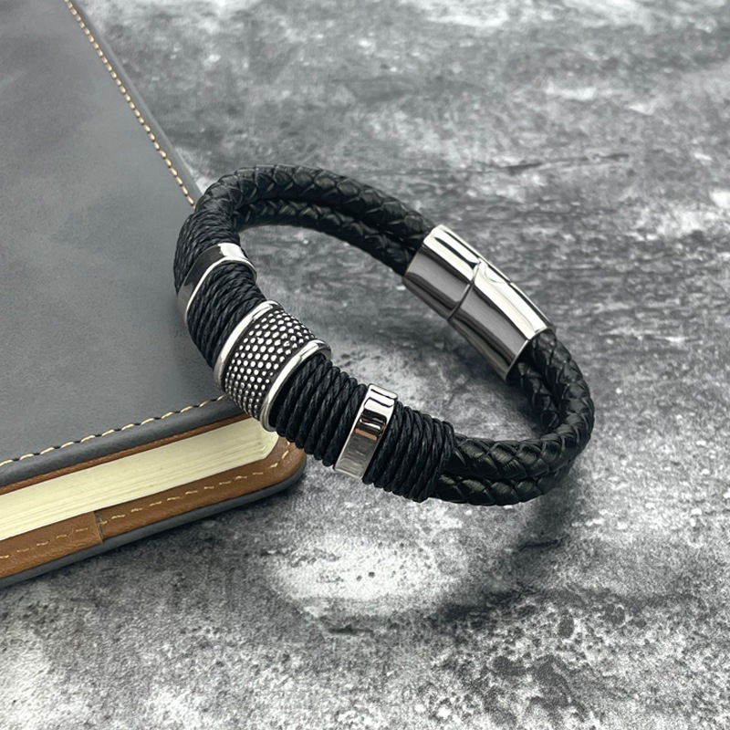 Vòng tay Da Nam Dạng Gài, Nam Châm Màu Đen Chất SAZ Phong Cách Cá Tính - Lắc Tay Da Tổng Hợp