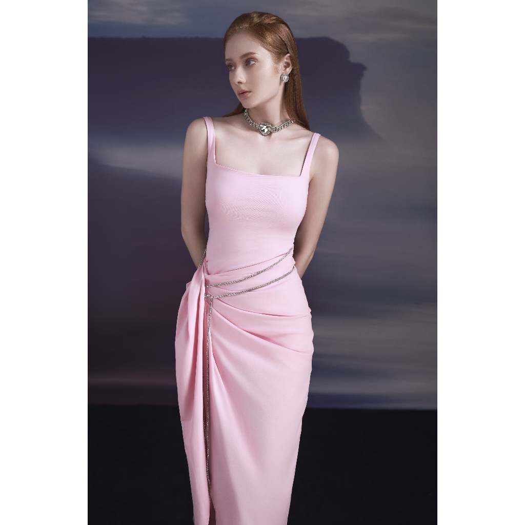 Đầm hai dây dáng dài thiết kế CHOCOO GOSCELINE LONG DRESS - BLACK & PINK chất liệu thun cotton co giãn xẻ tà hack dáng