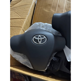 Nắp phím còi vios limo 2008-2013