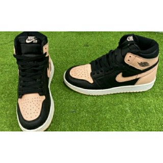 Giày sneaker nữ thời trang