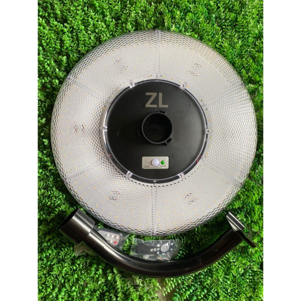 Đèn năng lượng mặt trời UFO 1500w 1000w chính hãng tys sân vườn công viên mẫu mới nhất hiện nay