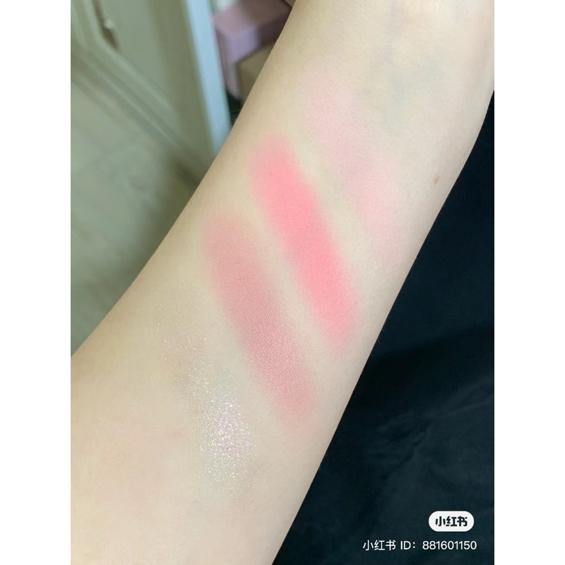 Bảng Phấn Mắt 3 Ô XIXI Nơ Đa Năng