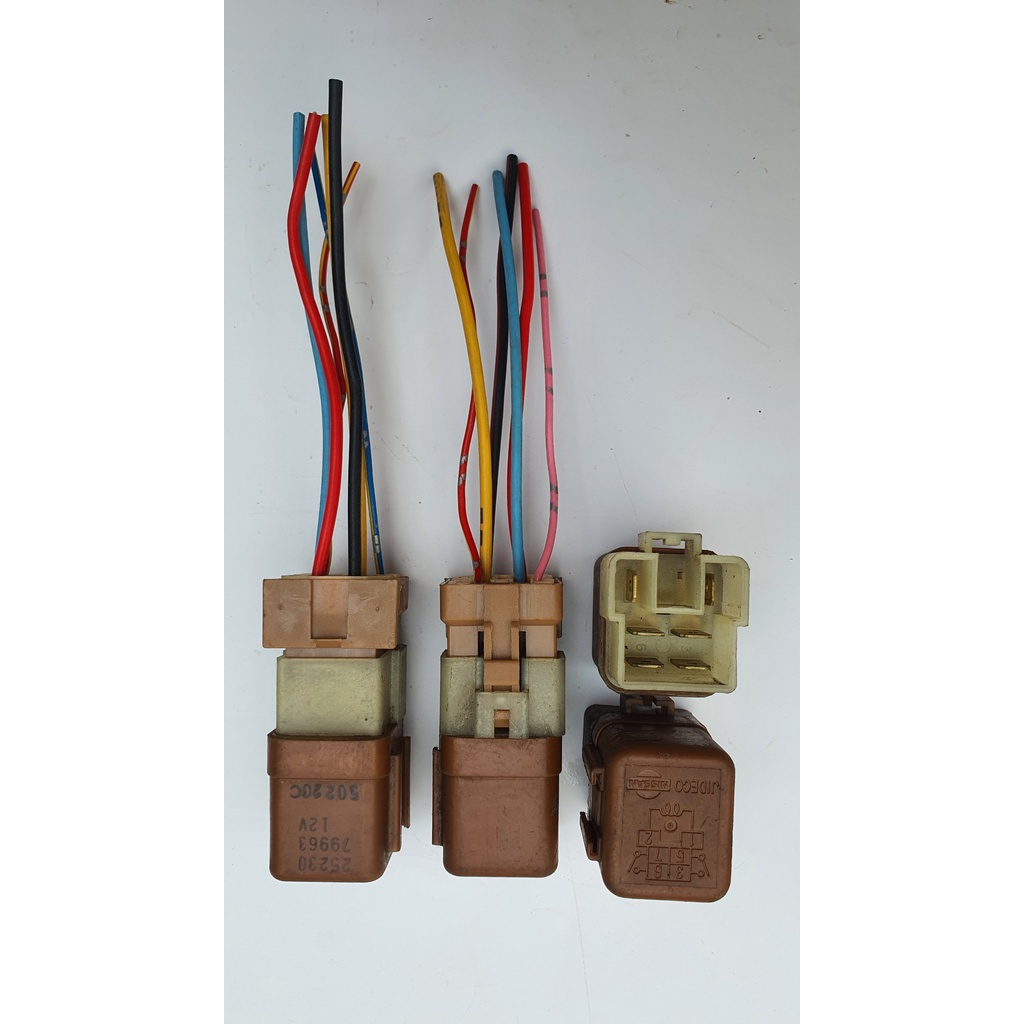 Rơ le  NISSAN hàng tháo xe 4, 5, 6 chân 12v, 24v