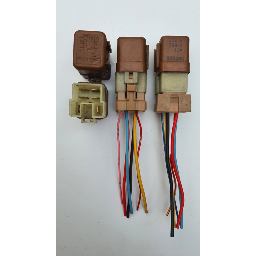 Rơ le  NISSAN hàng tháo xe 4, 5, 6 chân 12v, 24v