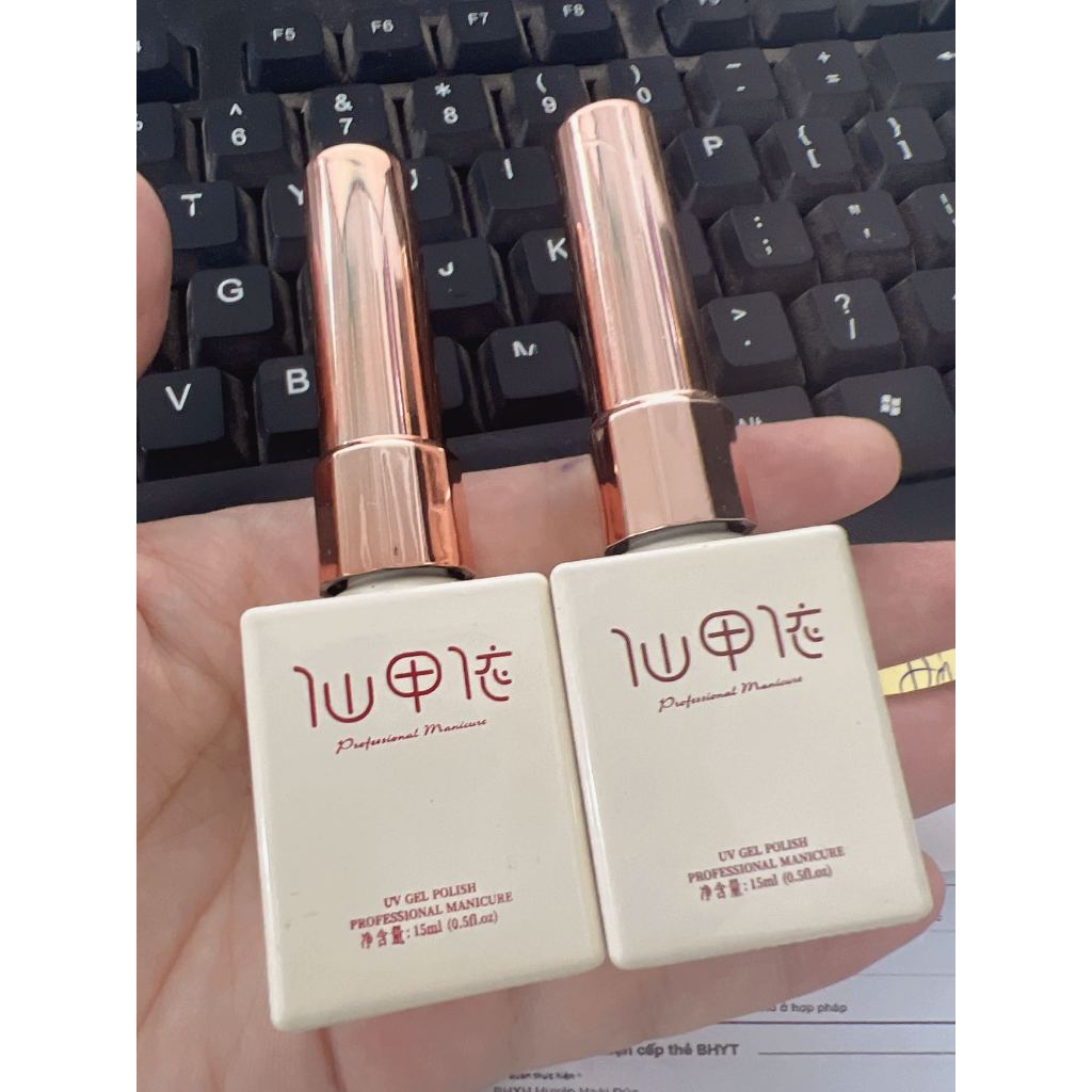 MÃ 20 OR MÃ 07 SƠN THẠCH MỚI THẠCH  GHI NÂU TÂY MÃ 20, LỌ NGẪU NHIÊN NHƯ 1 TRONG 2 LỌ NHƯ HÌNH ẢNH ĐÃ ĐĂNG A