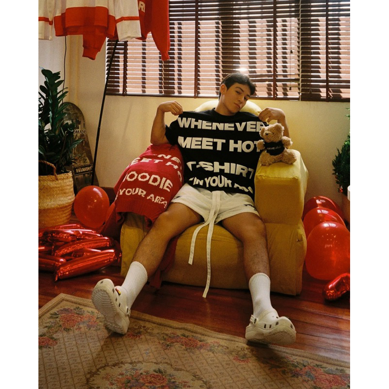 Áo thun boxy Whenever in nổi 3D , vải cotton không xù lông , giặt máy được ở nhiệt độ cao