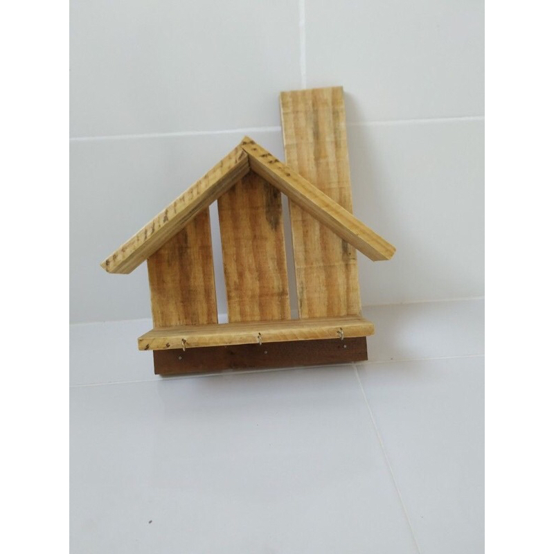 Kệ treo chìa khoá hình ngôi nhà gỗ thông tự nhiên