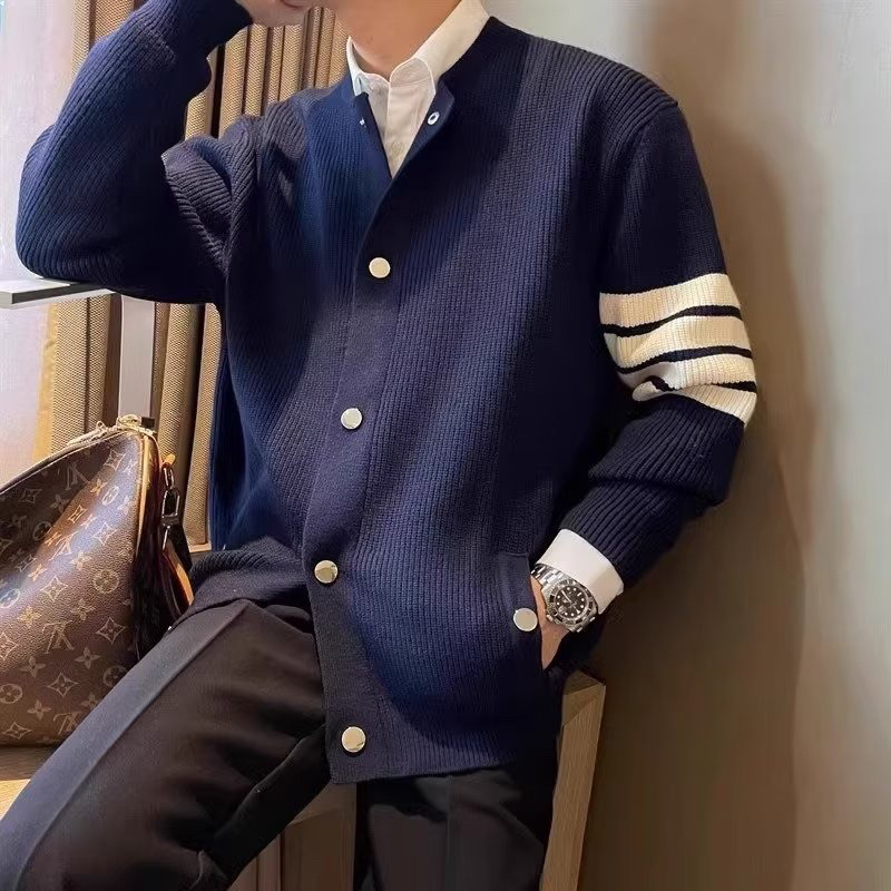 Áo khoác len nam cardigan THOM BROWNE