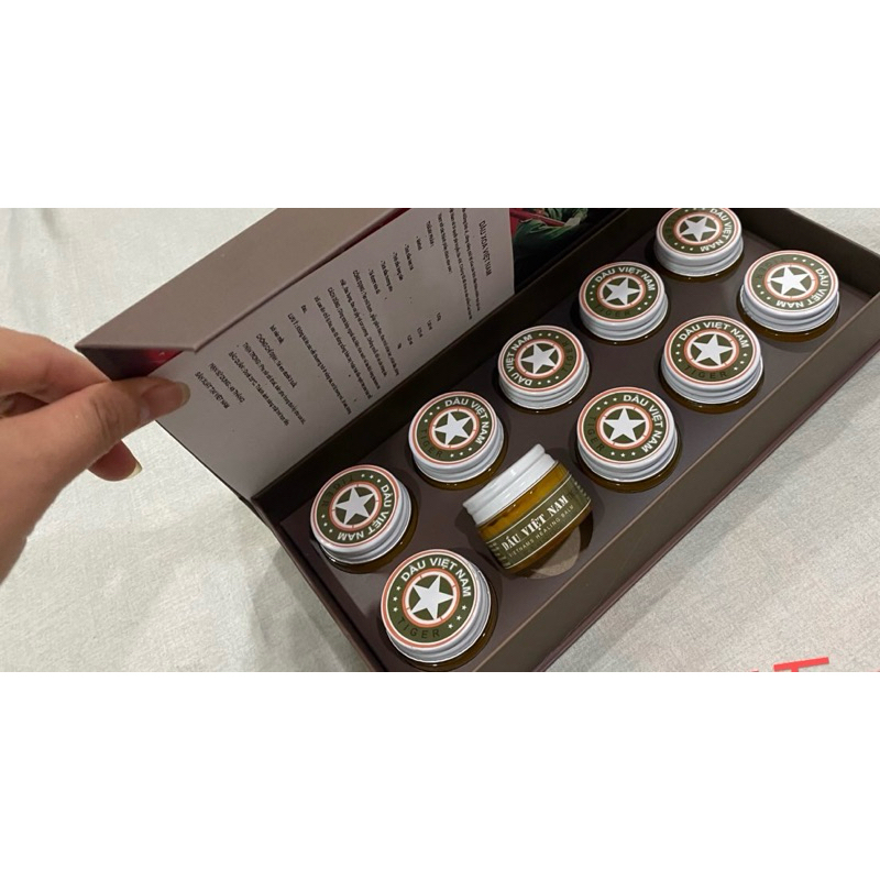 Dầu xoa Việt Nam 1 lọ 16g
