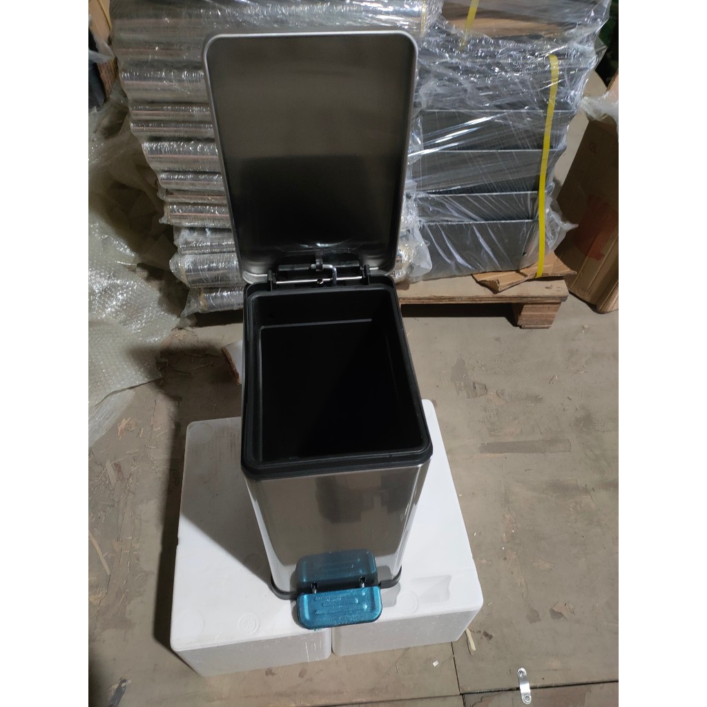 THÙNG RÁC ĐẠP CHÂN CHỮ NHẬT 10L