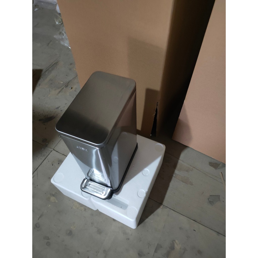 THÙNG RÁC ĐẠP CHÂN CHỮ NHẬT 15L