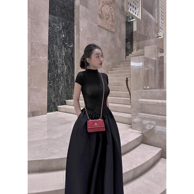 Đầm xoè dài cộc tay áo nhúng mềm mại chân váy thô bồng tôn dáng