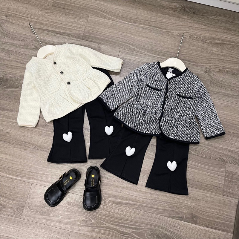 Set quần loe xoẻ gấu đính tim phối áo dạ 2 màu be đen cho bé gái