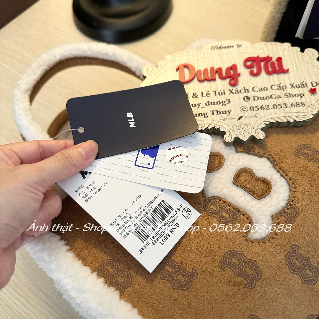 Túi nữ NY quai xách +dây đeo chéo size 25 chất căng dày dặn ngăn rộng viền phối lông siêu xinh