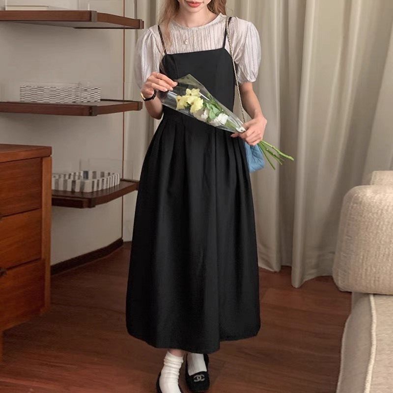 Set váy yếm hai dây thon eo xòe dài xếp ly vintage Hàn Quốc điệu đà + sơ mi tay phồng