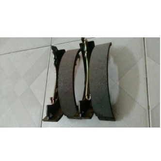 Má phanh sau guốc Fiat Albea