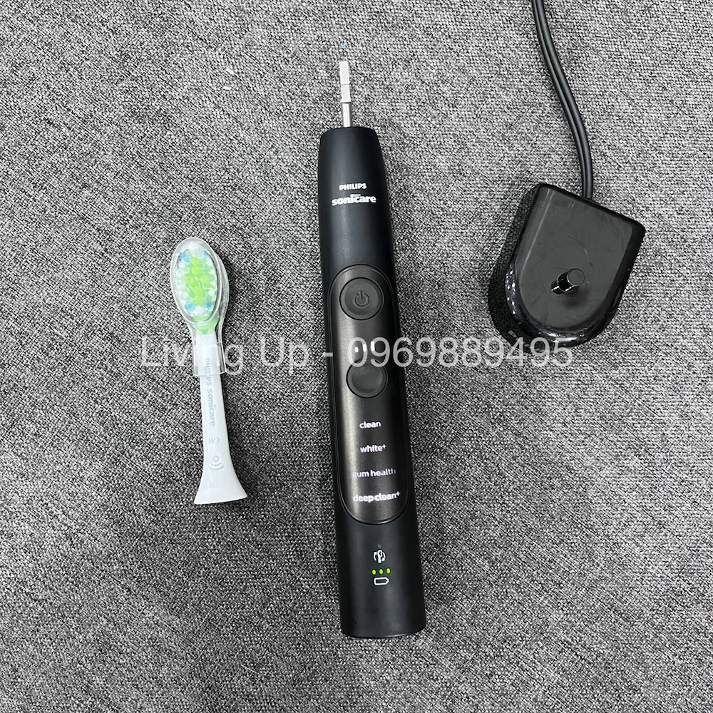 Bàn chải điện Philips Sonicare ExpertClean 7700 HX962 hàng trưng bày