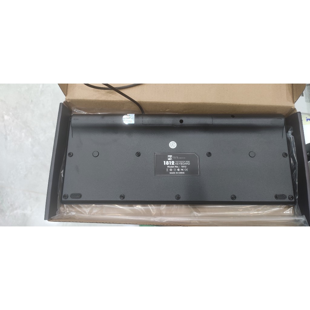 Phím mini R8 KB -1812 đen; 06T