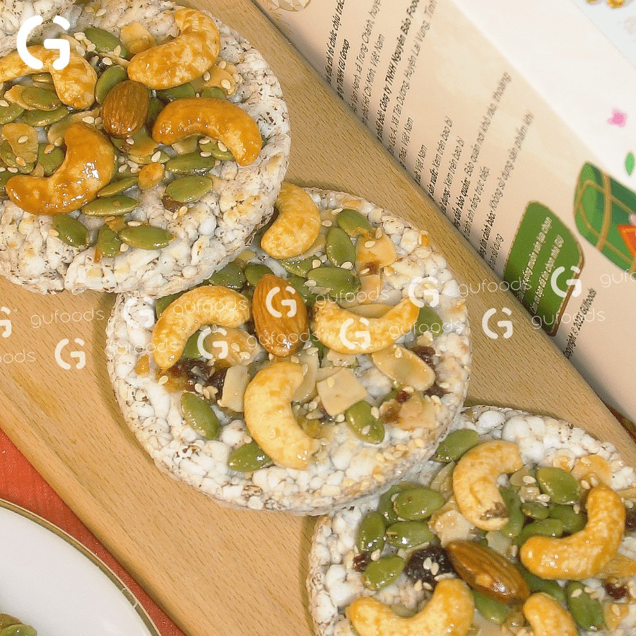 Bánh Gạo Lứt Phủ Granola Siêu Hạt Gufoods Hộp 170g - Thực Phẩm Bổ Sung Dinh Dưỡng Cho Mẹ Bầu, Người Ăn Chay, Healthy